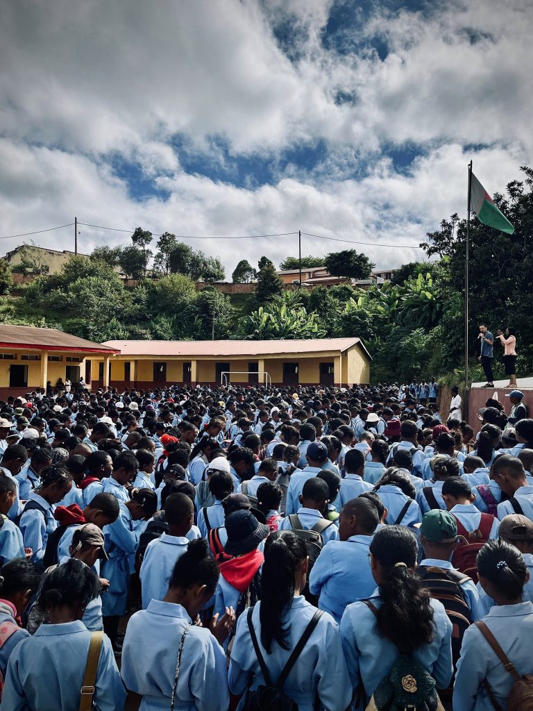 VON MARSEILLE ZU DEN NATIONEN : 13.002 ENTSCHEIDUNGEN FÜR JESUS IN MADAGASKAR