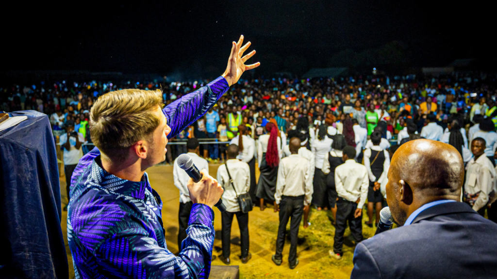 Kampagne in Sambia: von der Verkündigung bis zur Taufe!