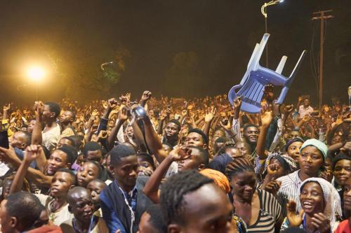 Kabinda-Soirée1-Chaise-Air