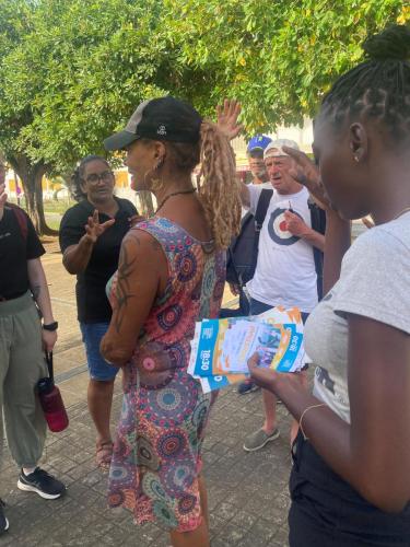 Equipes-Mobiles-Guadeloupe-Jour4-telephone-petit-11